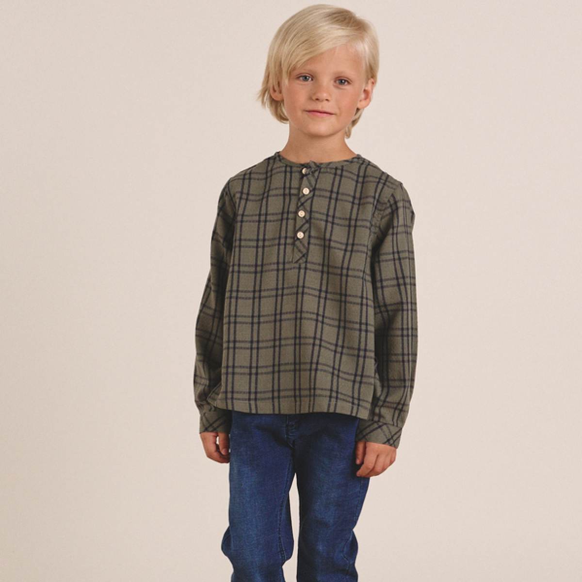 Ver Camisa niño verde oliva/azul