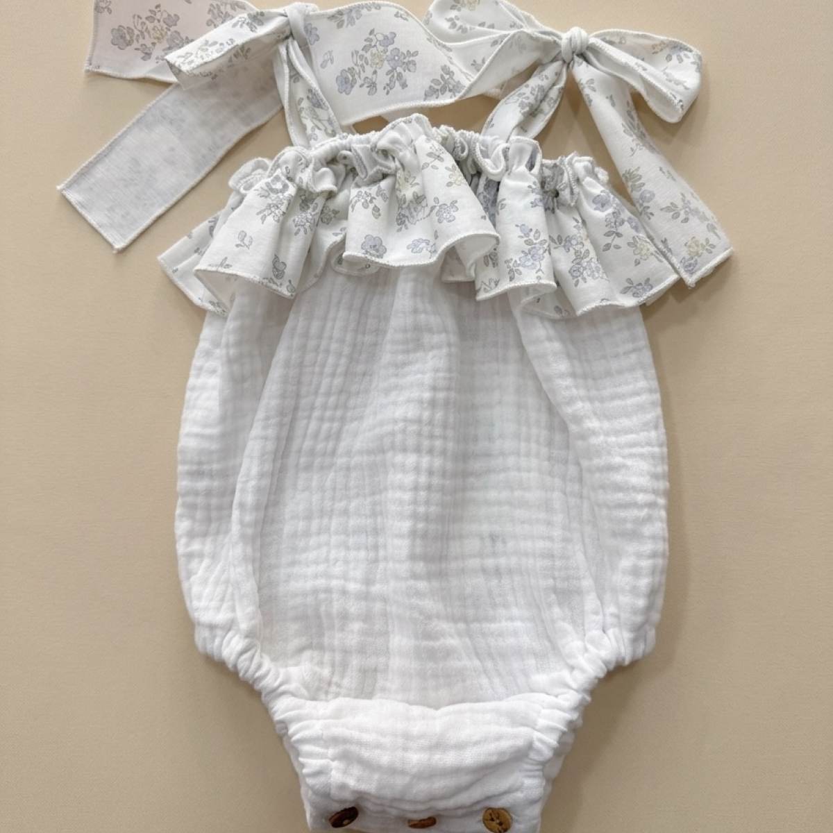 Ver Ranita bebé niña lazada flores bambula
