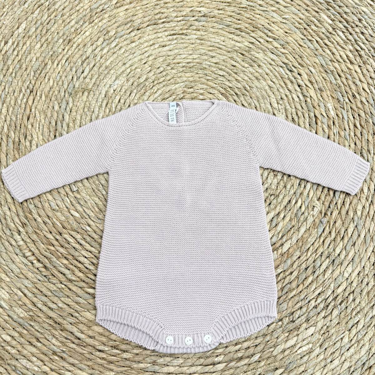 Ver Pelele sesgado maquillaje