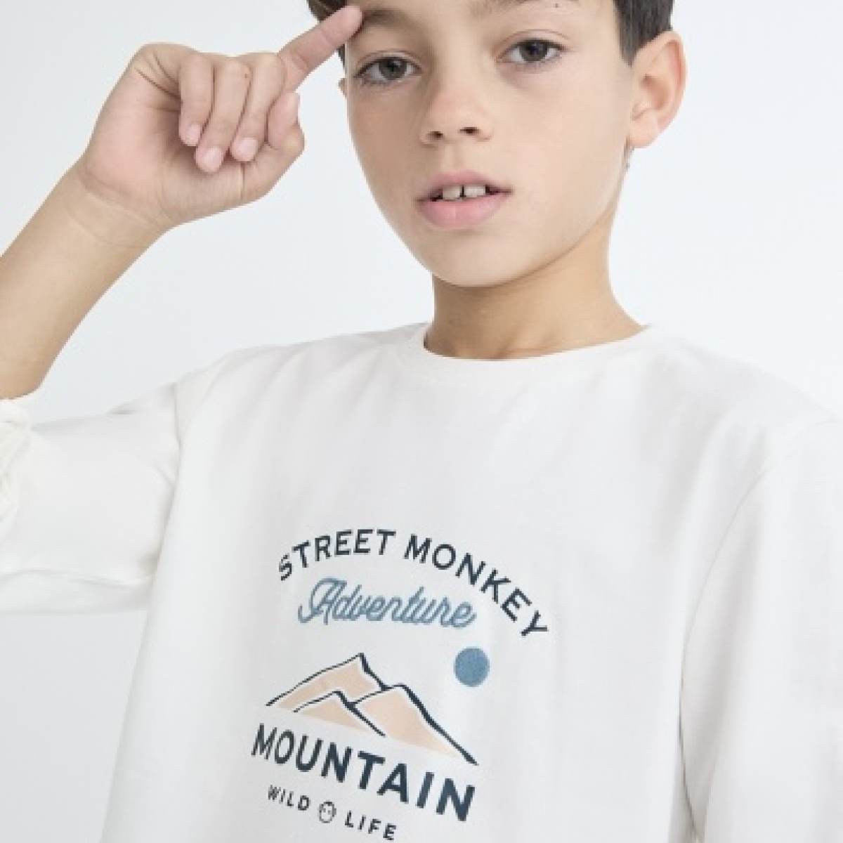Ver Camiseta niño adventure crudo