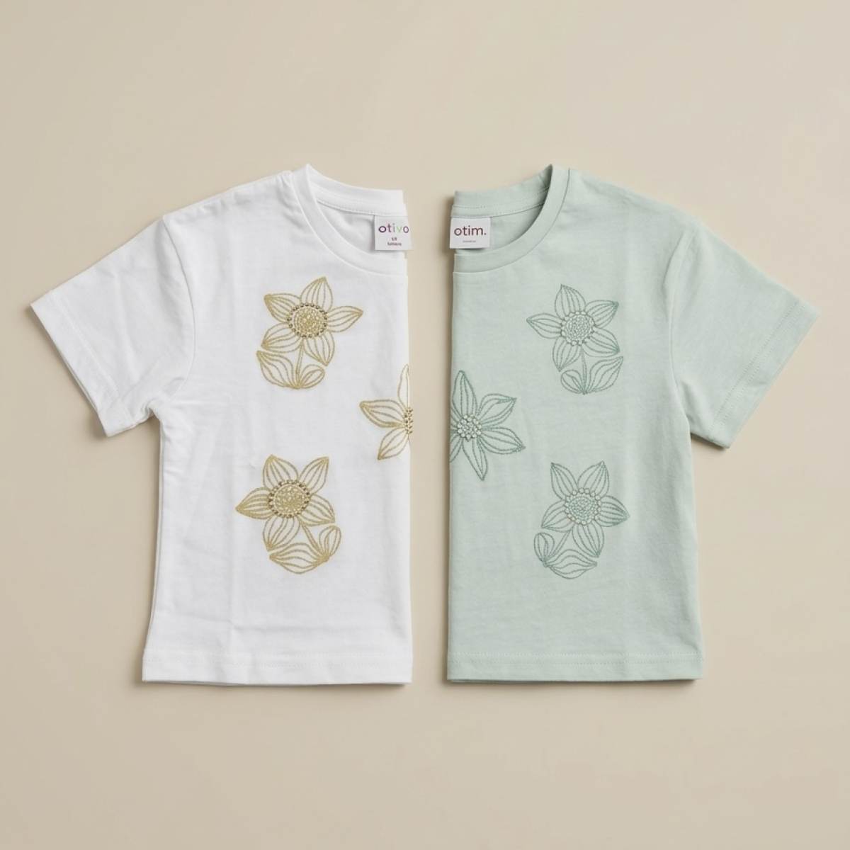 Ver Camiseta niña flor chapas verde/blanco