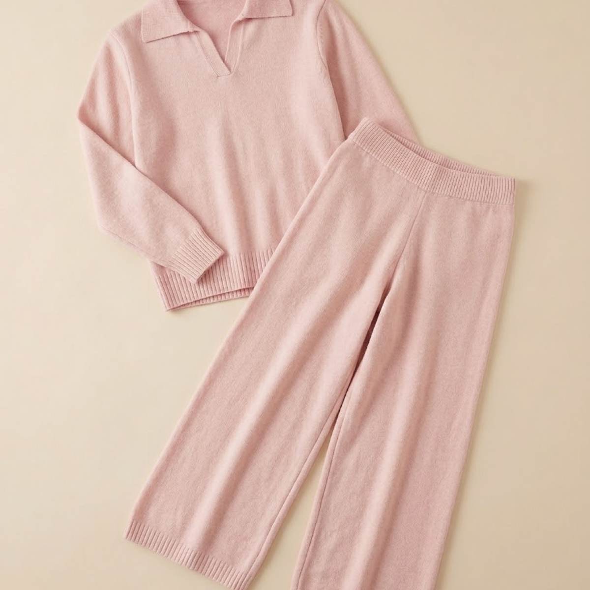 Ver Conjunto niña beige punto cuello